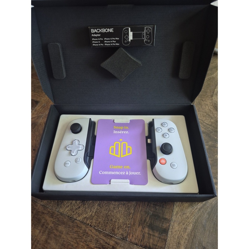 Backbone LIGHTNING Controller for iPhone  - PlayStation Edition